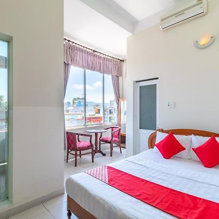 Oyo 242 Thien Thanh Hotel Da Nang Buitenkant foto